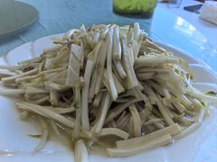 -天乐农家鱼头王(天目湖店)