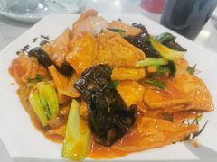 -何适山庄 ·可团建(水长城P2停车场店)