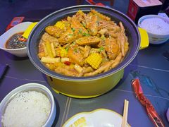 -多嘴超级肉蟹煲(中街恒隆故宫店)