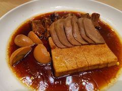 -香港百合居(LCM置汇旭辉广场店)
