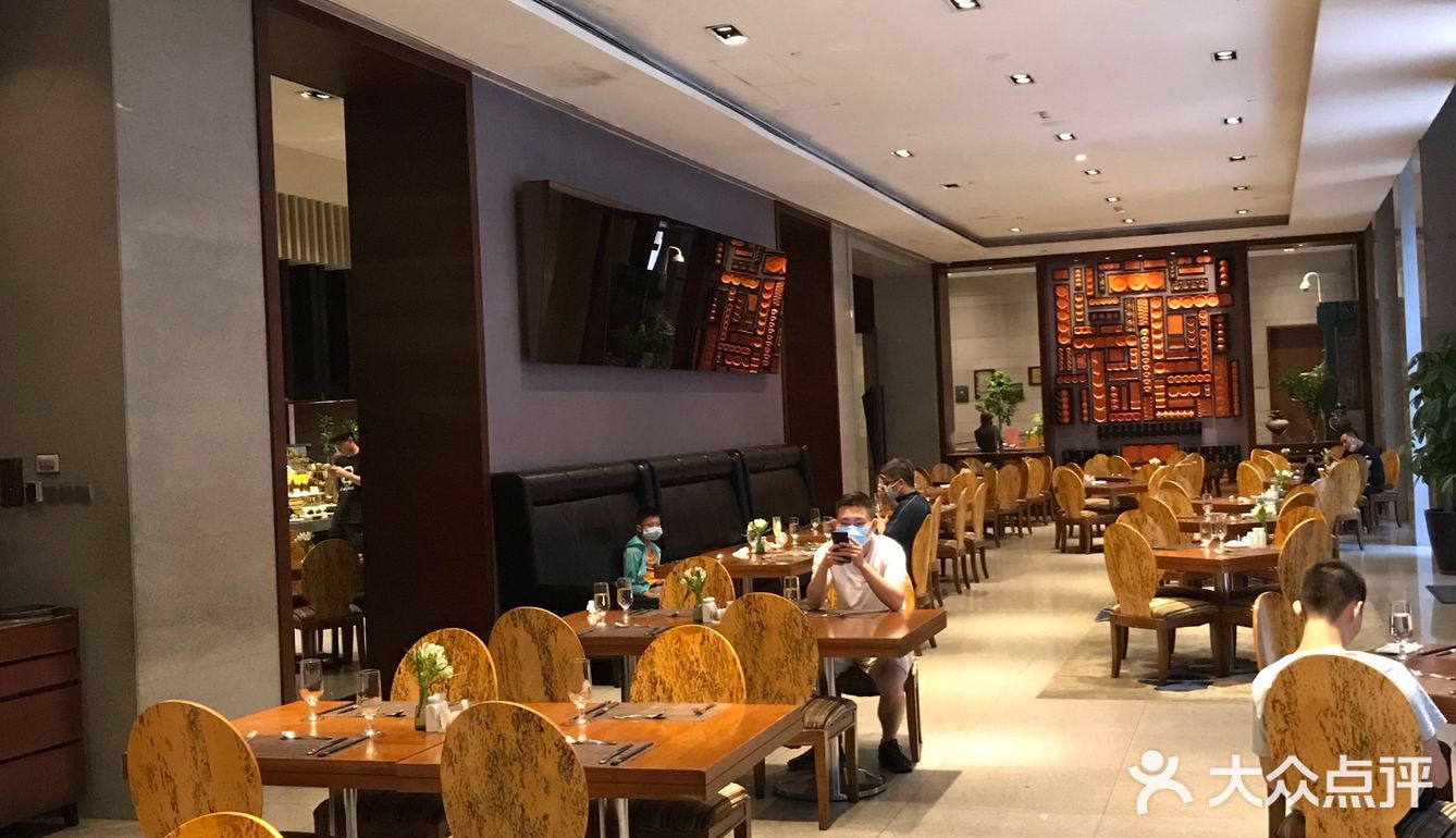 188元吃到爽的白云山下海鲜自助餐