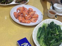 -鹏城人家海鲜酒家·23年老字号(较场尾店)