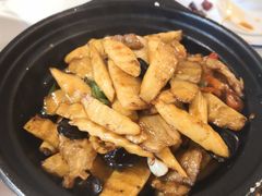 -姜君·千岛湖鱼头馆(浦东大道店)