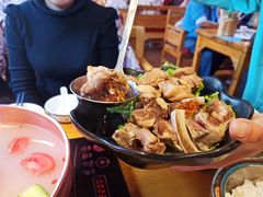 腊排骨土鸡双拼小锅-民食香·腊排骨野生菌美食(木府店)