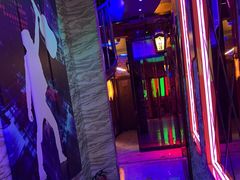 -路边边.炒菜烧烤.音乐餐厅(良乡长虹店)