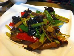 爆炒牛肝菌-天厨妙香素食餐厅(清华店)