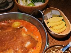 -老凯俚酸汤鱼(鸿通城店)