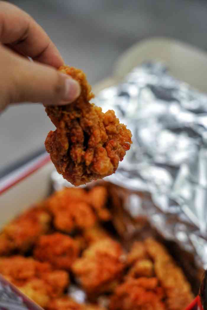 efc mini韩国炸鸡(金山店)-"芝士味真的很好吃,不过每次粉都撒的有些