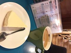 iphone_upload_pic-猫的天空之城概念书店(西塘古镇店)