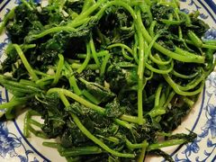 蒜蓉炒番薯叶-家乡饭店(里仁洞店)