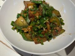 -阿瓦山寨·湘菜现炒·剁椒鱼头王(咸阳总店)