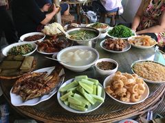 -岩保农家乐