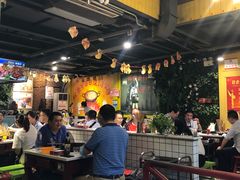 -钢管厂五区小郡肝串串香(奥克斯广场锦城万达店)