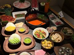 -三出山火锅(南京万象天地店)