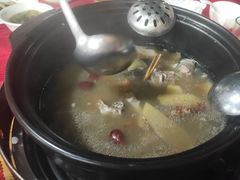-花苑美食横琴生蚝火锅(拱北粤华路店)
