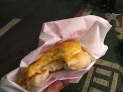 -好好味港式菠萝包(師大夜市 港式甜品 手工麵包 港式下午茶 專業烘焙 港式茶飲 菠蘿專賣 特調飲品 外送 精緻下午茶)