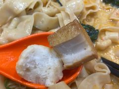 -张亮麻辣烫(上海国顺东路店)
