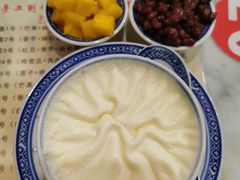-广信牛奶甜品世家(台东店)