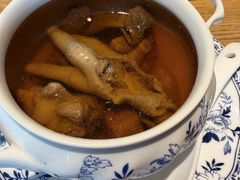 无花果炖松茸老鸡汤-小大董·烤鸭(五棵松店)
