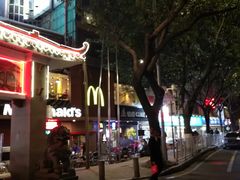 -麦当劳(龙洞店)