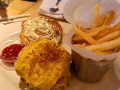 -The Cheesecake Factory(baldwin avenue)