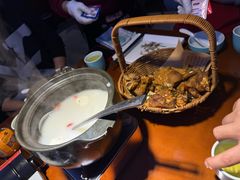 -魏铭鱼头捞饭(晋阳路店)