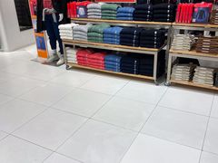 -优衣库(上海正大广场店)