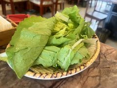 -鲁朗纳麦石锅鸡庄园