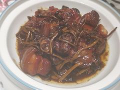 野菌瓦罐肉-千百味红餐厅·江西菜(绿地双子塔店)