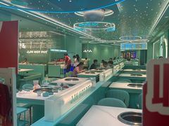 -季季红火锅(柳州城中万达二店)