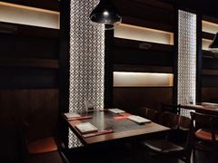 靠窗位-辣尚瘾·烤鱼·新川菜(交大直营店)