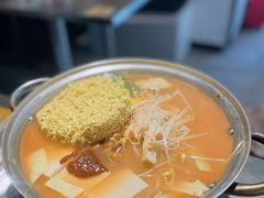 部队火锅-富乐满韩国正宗炸鸡韩国料理(虹泉路店)