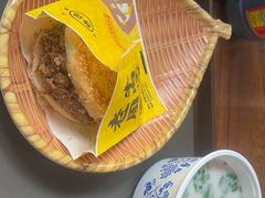 -穆得·老周家牛肉烧饼(普利街店)