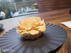 -潮一不贰·法式甜品·生日蛋糕·西式简餐(外滩店)