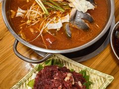 -苗侗地道红酸.酸汤鱼·酸汤牛肉