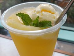 -东鑫记港式茶餐厅(南京东路店)