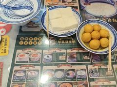 -广信牛奶甜品世家(台东店)