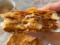 -白玉兰食品甜凤店(合生汇店)