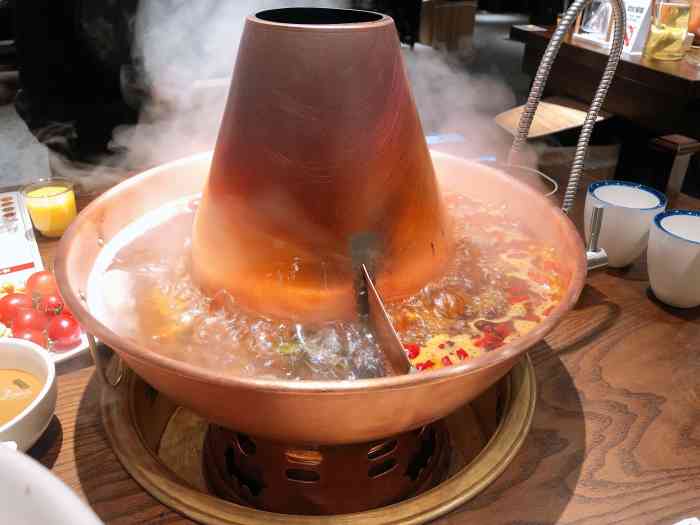 铁瓷涮肉(洋桥店)-"【位置】位置好找,但是不是很好停车.【.