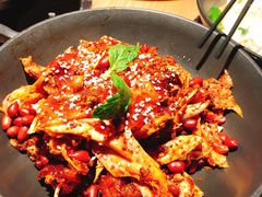 手撕扁担鸡-吃饭皇帝大(解放西路店)