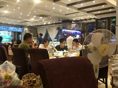 -赶海部落海鲜城(海阳路店)