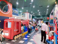 -MELAND CLUB亲子乐园·派对·餐厅(北京芳圆里ID MALL店)