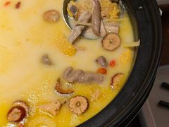 胡椒散养土鸡猪肚锅-乔街深夜食堂·小龙虾·高压锅生蚝(杭州总店)