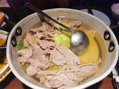 -全牛匠·乐山跷脚牛肉(西单华威约饭街店)