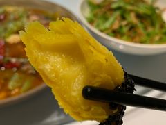 泰国金枕榴莲酥-柒园·三十年创意杭帮菜(龙湖滨江天街店)