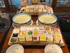 -香麒园·过桥米线·南湖雅宴