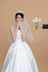 -莫兰迪婚纱摄影