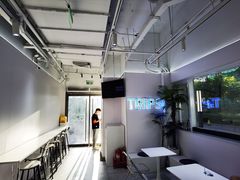-TRIPS BURGER(大钟寺店)