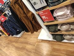 -优衣库(哈尔滨乐松广场店)