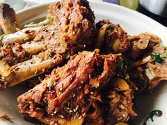 -95号酱骨·一块豆腐(展春园西路店)
